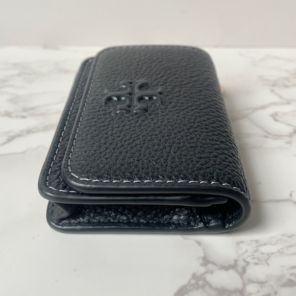 ❌SOLD❌ New Tory Burch Thea Flap Card Case Keychain Wallet - Picture 4 of 9